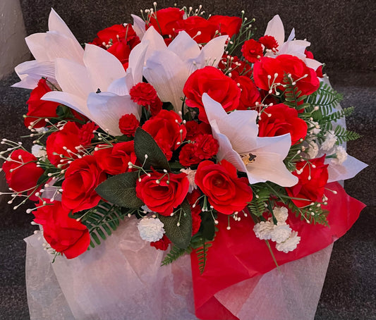 Red Rose &White Lily Boxed Bouquet